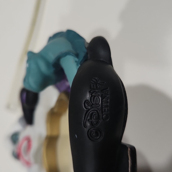 Vintage Disney Ursula mini photo frame - Picture 7 of 7